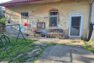 Casă cu 4 camere cu Teren 506 Mp în Sighetu Marmației - 1