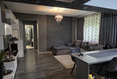 Apartament cu 2 camere semidecomandat în Titulescu - 7