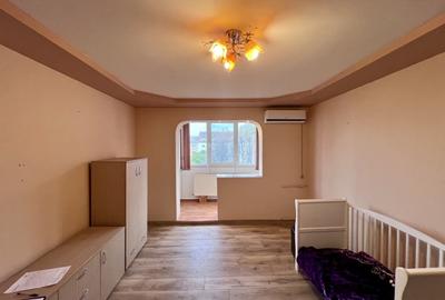 Apartament cu 2 camere semidecomandat, mobilat în Lipovei - 2