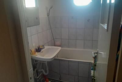 Apartament cu 3 camere semidecomandat în Viziru 1 - 6