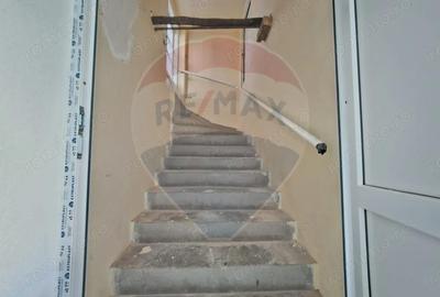 Casă cu 3 camere cu Teren 475 Mp în Central - 18