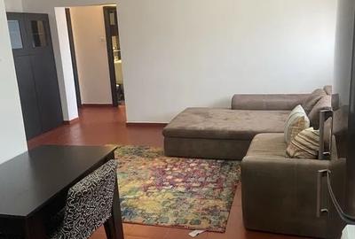 Apartament cu 3 camere semidecomandat, mobilat în Titulescu