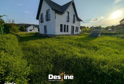 Casă cu 4 camere cu Teren 1000 Mp în Dobrovăț - 3