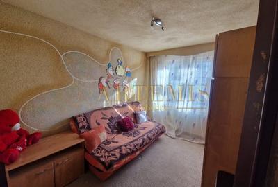 Apartament de 3 camere, decomandat,70 mp., zona Sens - 4