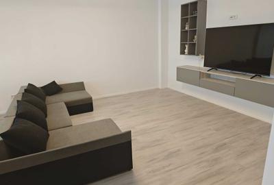 Apartament cu 3 camere decomandat în Central - 1
