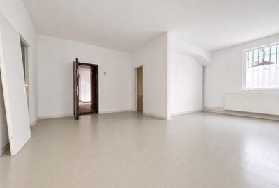 Birou, de 3,473 mp, în Est - 7