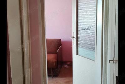 Apartament cu 3 camere decomandat în Central - 1