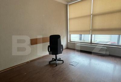 Spa?iu de birouri generos de 180 mp utili, pe centura, dis - 12