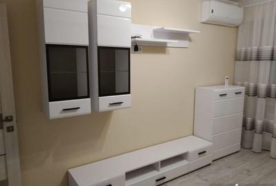 Apartament 2 camere decomandat zona Universitate - 2