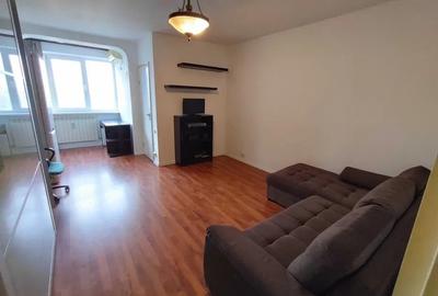 Garsonieră semidecomandată, mobilată în P-ța Muncii - 1