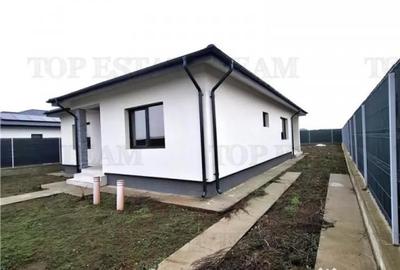 Casă cu 4 camere cu Teren 685 Mp în Corbeanca - 2