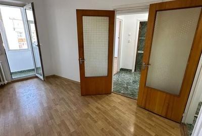 Apartament 2 camere 54mp bloc 1978  Tineretului -Sincai -Timpuri Noi - 2