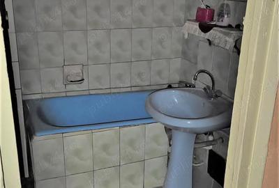 Apartament cu 2 camere decomandat în Micro 18 - 6