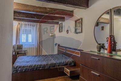 Casă individuală cu 4 camere cu Teren 5576 Mp în Bunești - 15