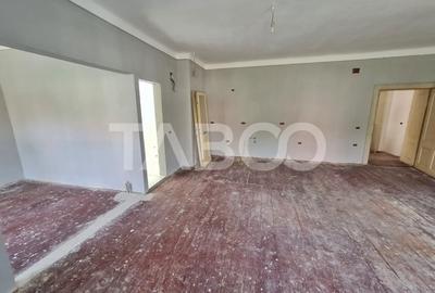 Spatiu comercial de inchiriat pe Lucian Blaga in centru Sebes - 7