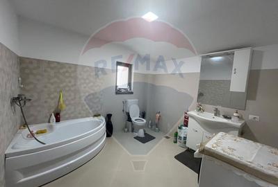 Casa / Vila cu 4 camere de inchiriat in zona Gara - 6