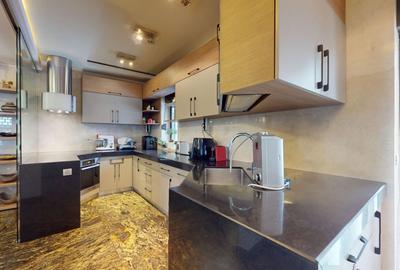 Casă individuală cu 6 camere cu Canalizare în Dămăroaia - 10