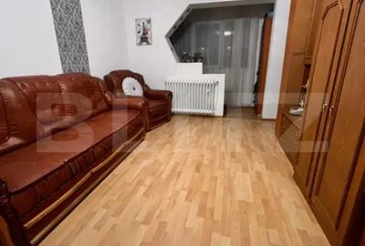 Apartament cu 4 camere semidecomandat, mobilat în Central - 2