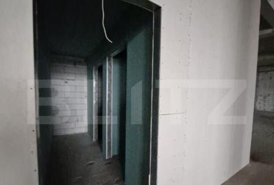 Spațiu comercial, de 400 mp, în Central - 21