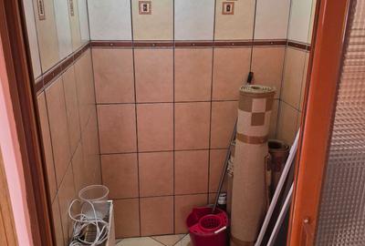 Apartament cu 3 camere decomandat în Central - 14