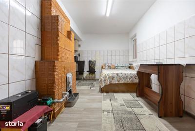 Casă cu 7 camere cu Teren 1500 Mp în Blăgești - 1