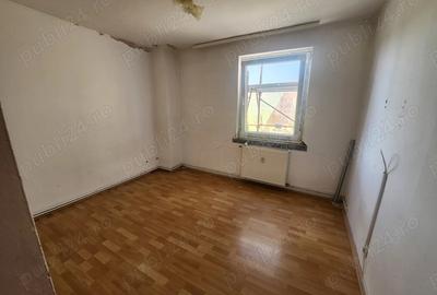 Apartament cu 4 camere decomandat în Central - 6
