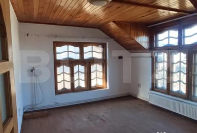 Casă cu 3 camere cu Teren 1681 Mp în Central - 6
