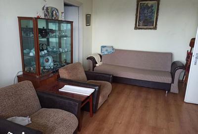 Apartament cu 3 camere semidecomandat în Central - 7