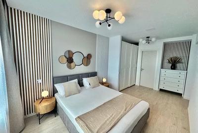 Apartament cu 3 camere decomandat în Drumul Taberei