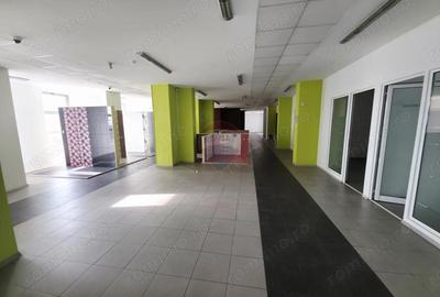 Spațiu comercial, de 828 mp, în 1 Mai - 10