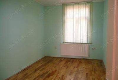 Vanzare spatiu comericial casa familiara - duplex - 10