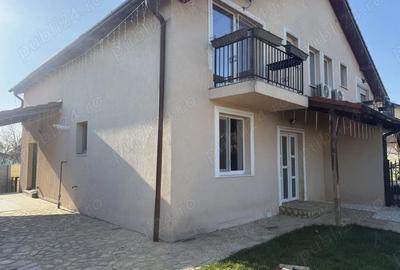 Casă cu Teren 400 Mp în Utvin - 2