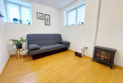 Garsonieră decomandată în Central - 7