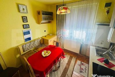 Garsonieră decomandată în Deda - 5