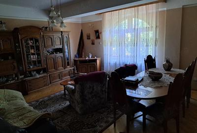 Casă cu 2 camere cu Teren 1000 Mp în Vânători - 3