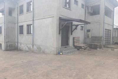 Casă cu 6 camere în Central