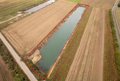 Teren de 15800 mp, în Santăul Mare - 2