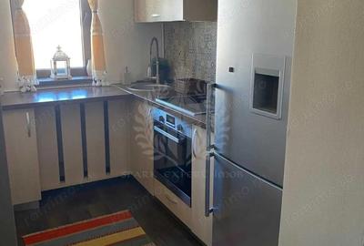 2 CAMERE // REPUBLICII // AC - 2