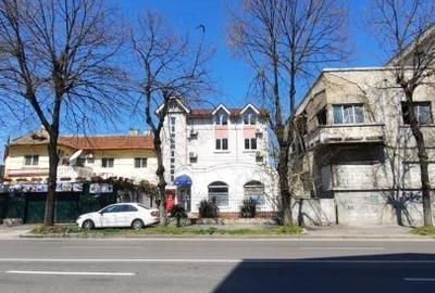Spațiu comercial, de 80 mp, în Central - 5