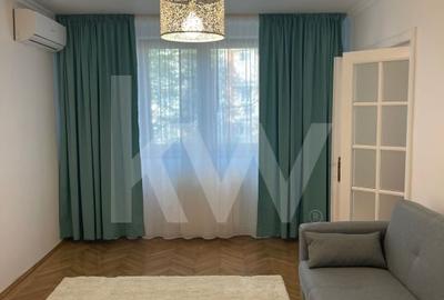 Apartament cu 3 camere decomandat, mobilat în Rovine - 6