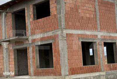 Casă cu 4 camere cu Teren 385 Mp în Central