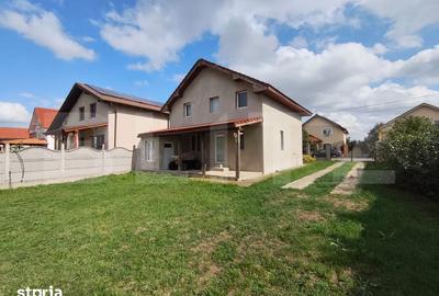 Casă cu 4 camere cu Teren 657 Mp în Sântandrei - 2