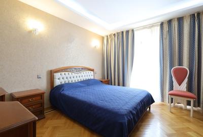 Parcul Carol, vilă impresionantă 700 mp și teren de 720 mp, Metrou 8 minute - 11