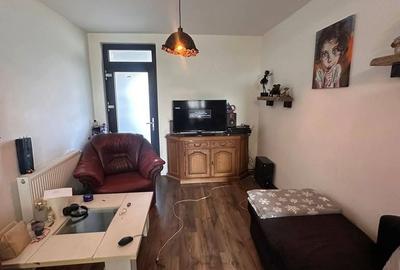 Casă cu 5 camere cu Teren 500 Mp în Central - 1