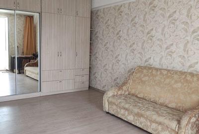 Va propunem spre inchiriere o garsoniera intr-o locatie excelenta in zona Carol - 3
