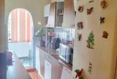 Ap 3 camere decomandat - zona Bartolomeu - 7