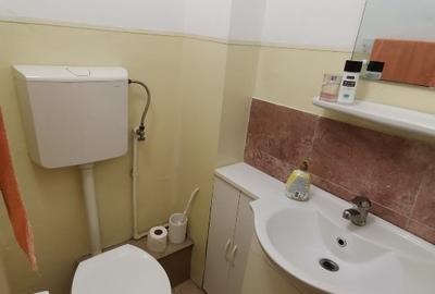 Apartament cu 3 camere decomandat în Micro 13 - 6