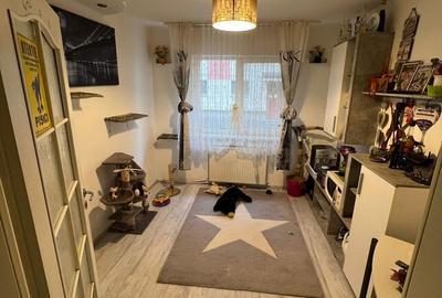 Apartament cu 3 camere decomandat în Micro 16 - 6