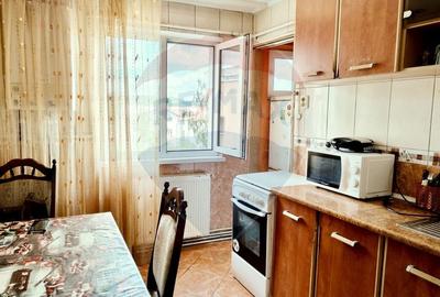 Apartament cu 3 camere de vanzare in zona Central/Fagaras - 4