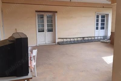 Casă cu 6 camere în Alioș - 6